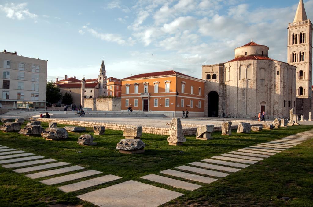 Town Center Apartments Zadar Buitenkant foto