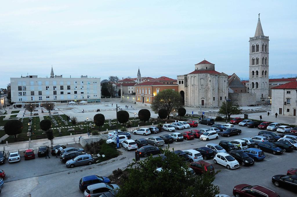 Town Center Apartments Zadar Buitenkant foto