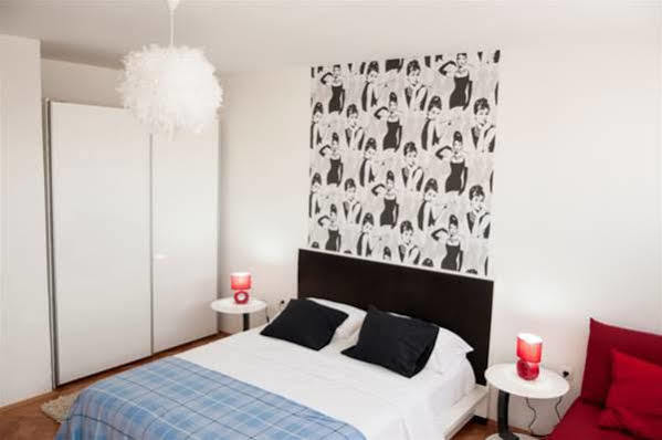 Town Center Apartments Zadar Buitenkant foto